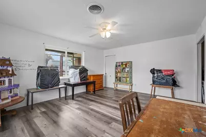 203 E Main Street, Rosebud, TX 76570 - Photo 25