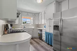 203 E Main St, Rosebud, TX 76570 - Photo 7