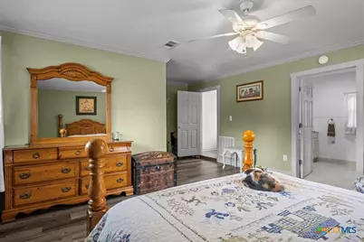 203 E Main Street, Rosebud, TX 76570 - Photo 15