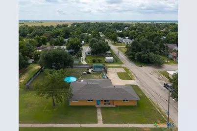 203 E Main Street, Rosebud, TX 76570 - Photo 3