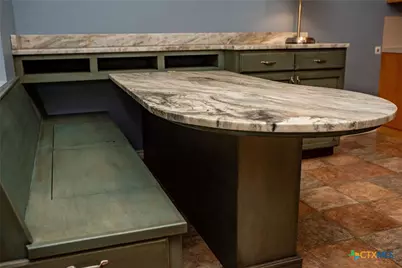 1112 W Dallas Avenue, Seadrift, TX 77983 - Photo 23