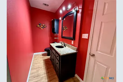 1112 W Dallas Avenue, Seadrift, TX 77983 - Photo 31