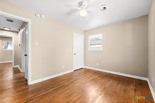 1301 West Ln, Killeen, TX 76549 - Photo 21