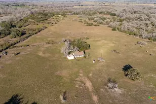 293 Co Rd 460, Hallettsville, TX 77964 - Photo 31