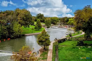 1558 NE Estelea Dr, New Braunfels, TX 78130 - Photo 5