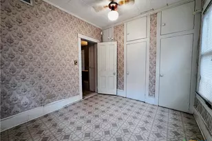 608 Coke St, Yoakum, TX 77995 - Photo 17