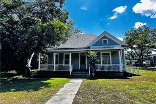 608 Coke St, Yoakum, TX 77995 - Photo 1