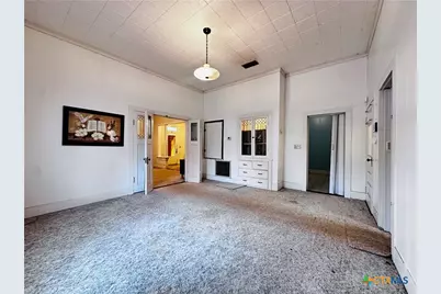 608 Coke Street, Yoakum, TX 77995 - Photo 11