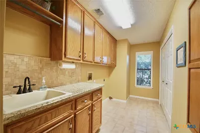 106 Bloomingdale Circle, Victoria, TX 77904 - Photo 29
