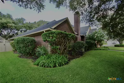106 Bloomingdale Circle, Victoria, TX 77904 - Photo 3