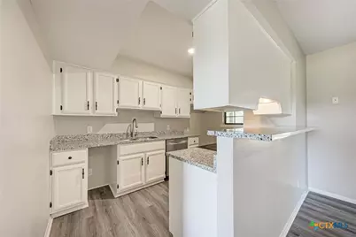 3225 County Road 111, Lampasas, TX 76550 - Photo 15