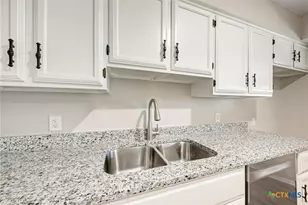 3225 Co Rd 111, Lampasas, TX 76550 - Photo 17