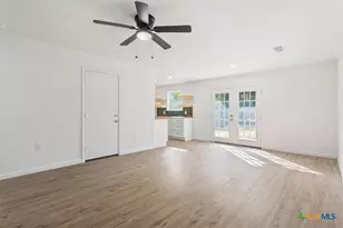 936 Duty Ave, Waco, TX 76706 - Photo 9