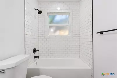 936 Duty Avenue, Waco, TX 76706 - Photo 17