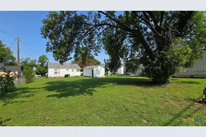 1709 S 7th Street, Temple, TX 76504 - Photo 11