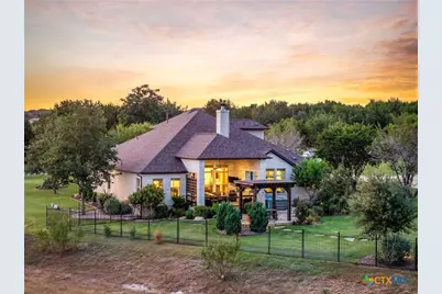 2610 Lions Den, New Braunfels, TX 78132 - Photo 3