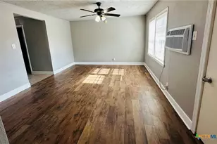 2311 N Louis St, Victoria, TX 77901 - Photo 7