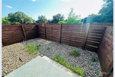 2311 N Louis Street #1/2, Victoria, TX 77901 - Photo 9