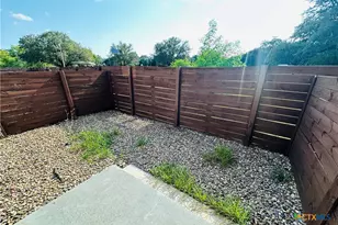 2311 N Louis St, Victoria, TX 77901 - Photo 9