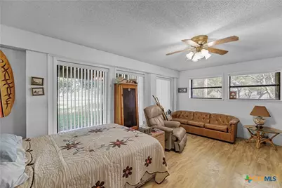 1401 W Main Street, Port O'Connor, TX 77982 - Photo 17