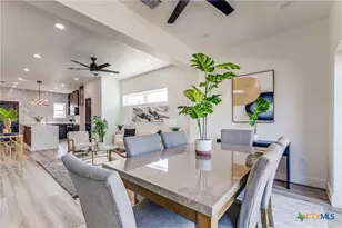 126 E Lachapelle, San Antonio, TX 78204 - Photo 7