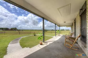 200 Brisco Rd, Marion, TX 78124 - Photo 3