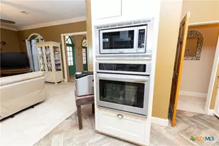 603 Cr 438 Rd, Yoakum, TX 77995 - Photo 15