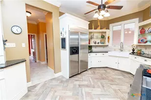 603 Cr 438 Rd, Yoakum, TX 77995 - Photo 11