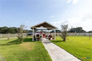 603 Cr 438 Rd, Yoakum, TX 77995 - Photo 41