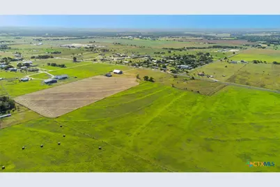 1499 County Road 311, Jarrell, TX 76537 - Photo 13