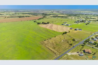 1499 County Road 311, Jarrell, TX 76537 - Photo 11