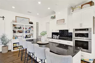 149 County Rd 256, Floresville, TX 78114 - Photo 17