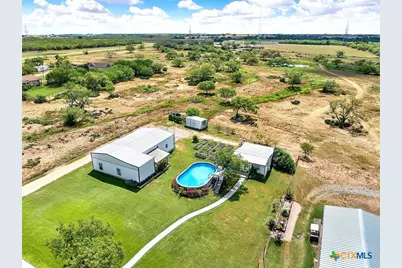 149 County Road 256, Floresville, TX 78114 - Photo 5