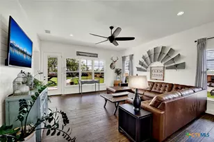 149 County Rd 256, Floresville, TX 78114 - Photo 13