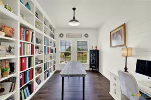 149 County Rd 256, Floresville, TX 78114 - Photo 25