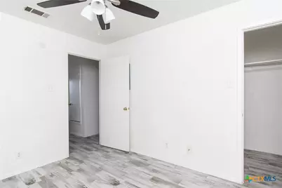 2018 Cedarhill Drive #B, Killeen, TX 76543 - Photo 9