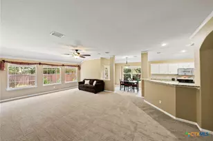 205 Doral Ct, Cibolo, TX 78108 - Photo 5