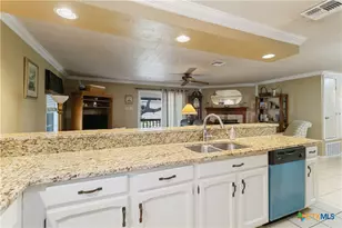 1588 Westview Ct Dr, Canyon Lake, TX 78133 - Photo 11