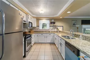 1588 Westview Ct Dr, Canyon Lake, TX 78133 - Photo 7