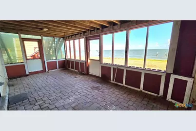 213 S Ocean Drive, Port Lavaca, TX 77979 - Photo 17