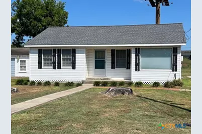 208 Sample Street, Edna, TX 77957 - Photo 1