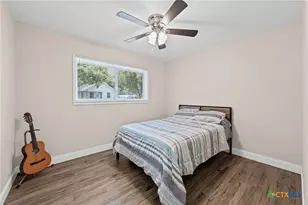 1603 N Davis Ave, Cameron, TX 76520 - Photo 21