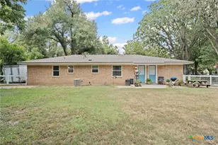 1603 N Davis Ave, Cameron, TX 76520 - Photo 27