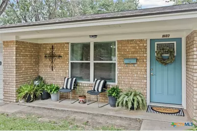 1603 N Davis Avenue, Cameron, TX 76520 - Photo 3