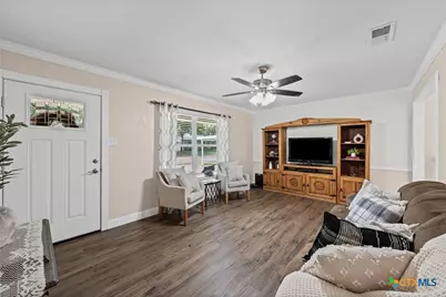 1603 N Davis Avenue, Cameron, TX 76520 - Photo 5