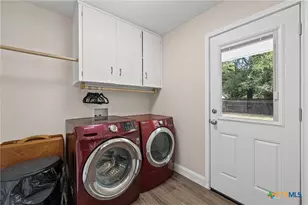 1603 N Davis Ave, Cameron, TX 76520 - Photo 23