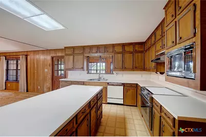 1212 County Road 337, La Vernia, TX 78121 - Photo 11