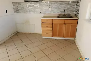 50 N Vivian Stevens St, Port Lavaca, TX 77979 - Photo 15