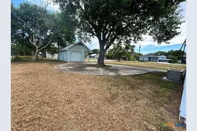 50 N Vivian Stevens Street, Port Lavaca, TX 77979 - Photo 5