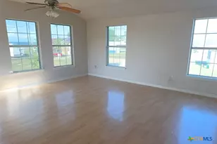 50 N Vivian Stevens St, Port Lavaca, TX 77979 - Photo 7